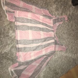 Abercrombie & Fitch flowy top